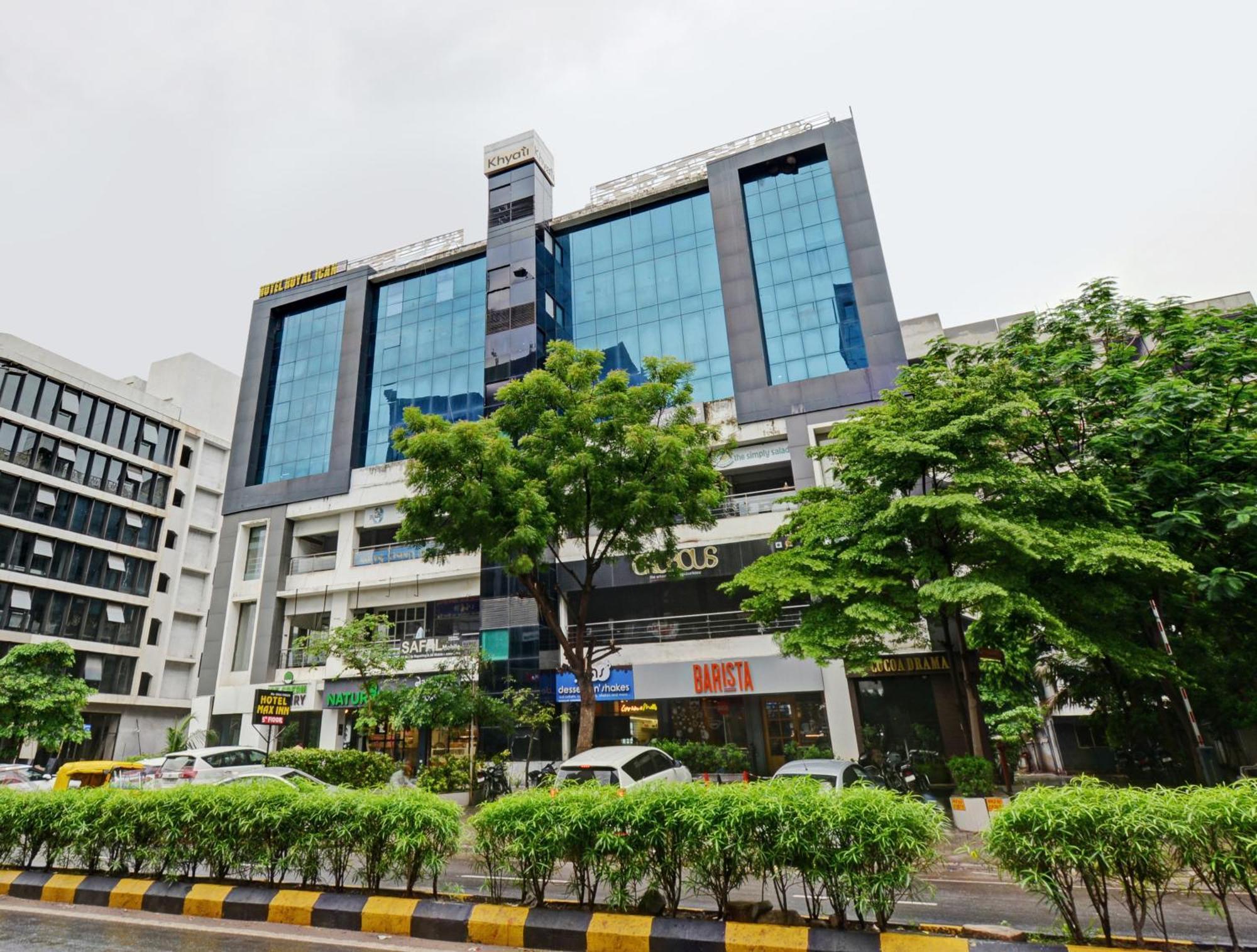Hotel Royal Ican Sindhubhavan Road Ahmedabad Eksteriør bilde